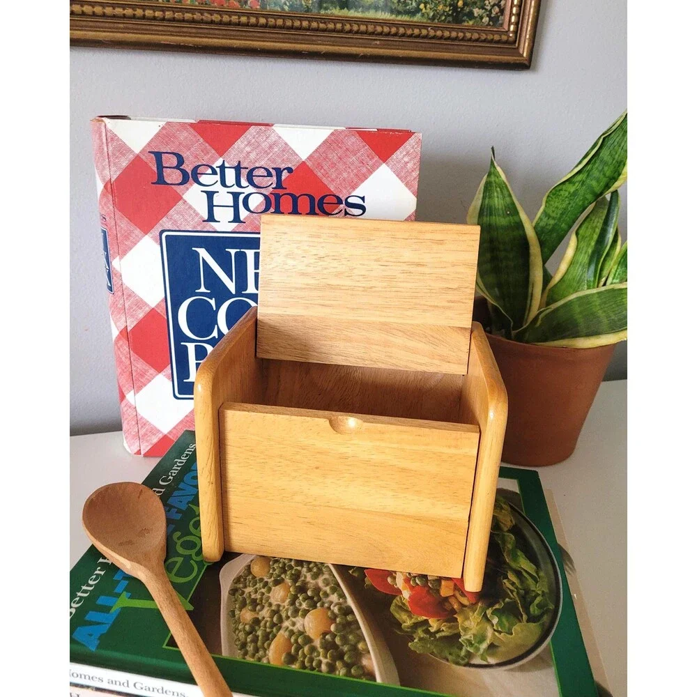 Unbranded recipe box